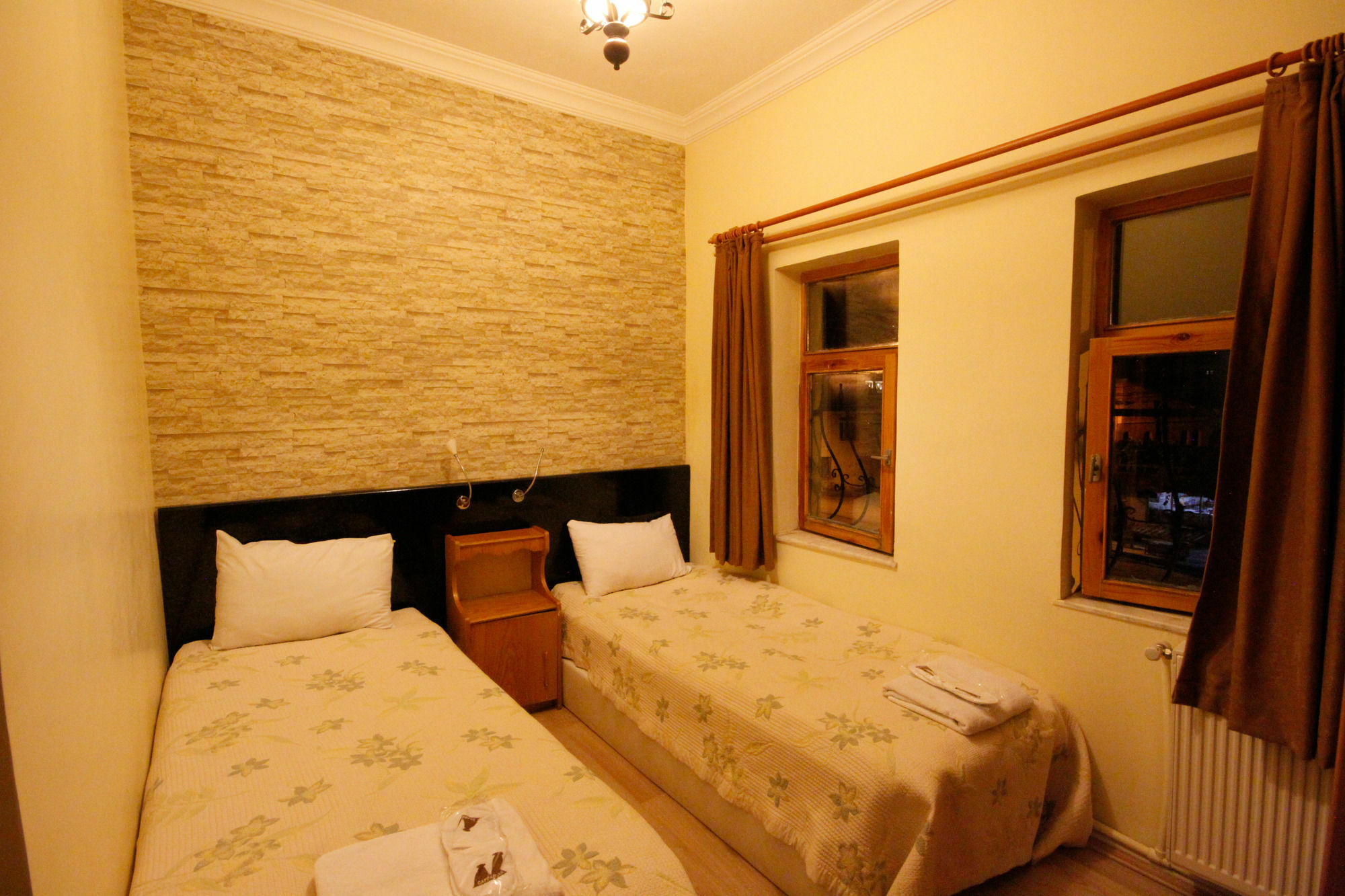 In Stone House Hotel Гьореме Екстериор снимка