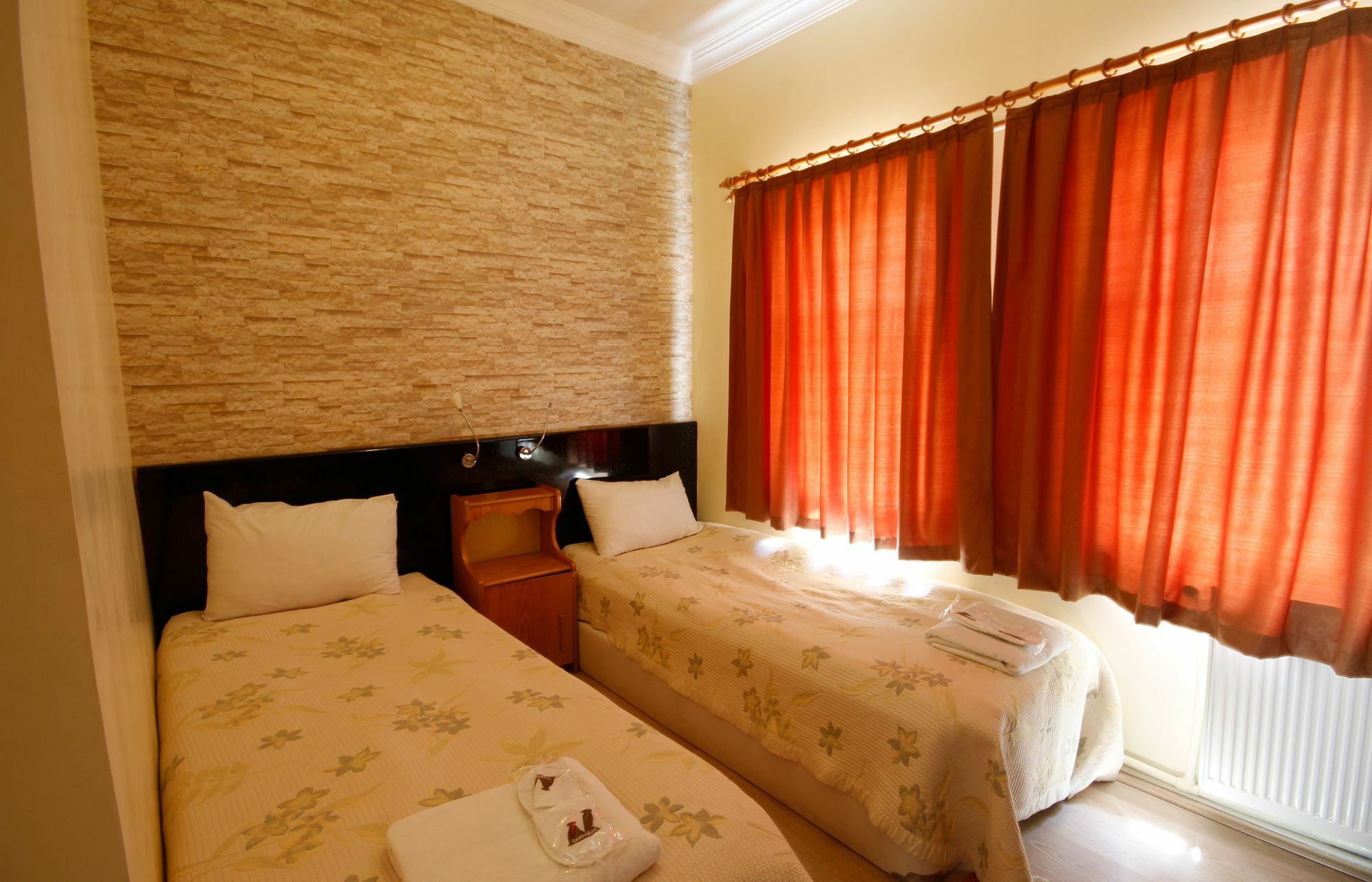 In Stone House Hotel Гьореме Екстериор снимка